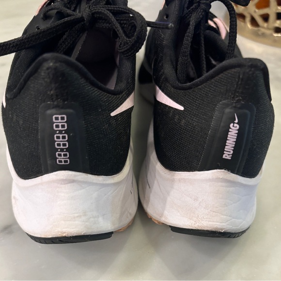 Set of Two Nike Air Zoom Pegasus Running Shoes Size 9. EUC - Picture 12 of 12